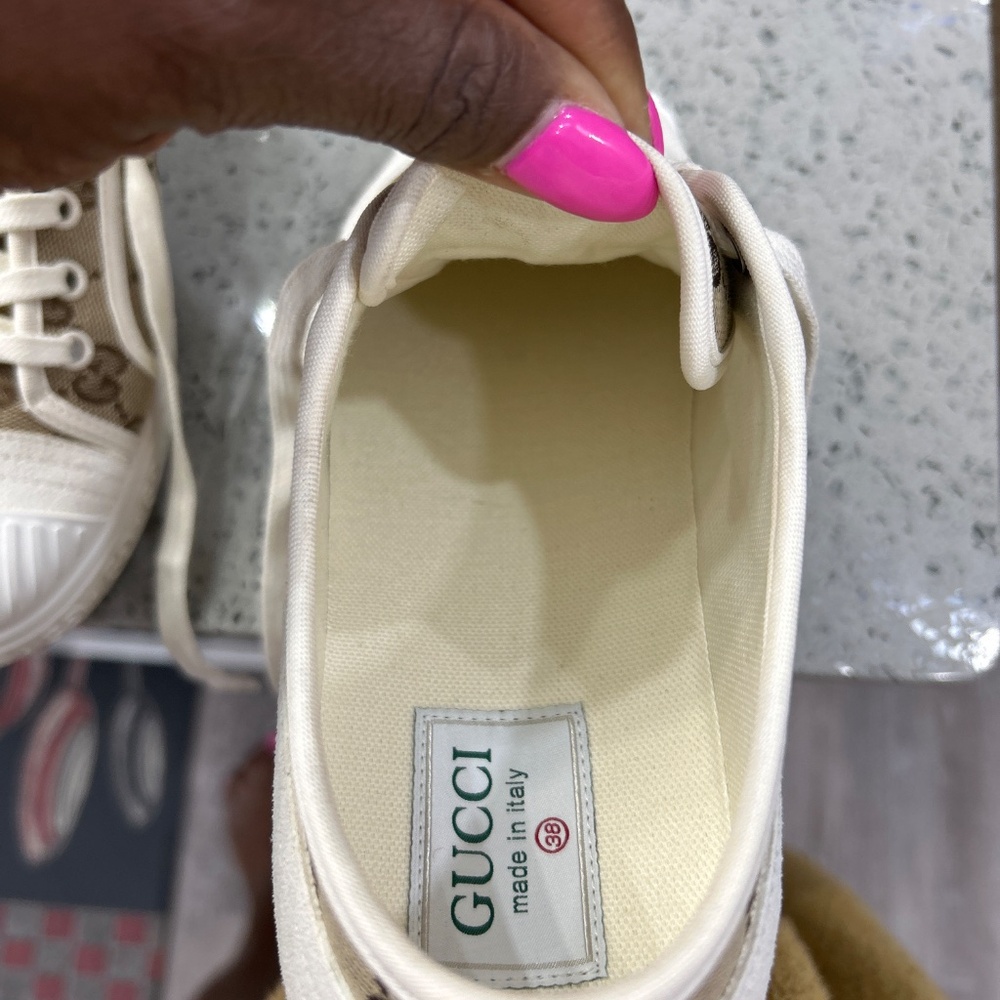 Update: More pics added…Authentic Gucci sneakers size 38 tan & white in color… - Picture 11 of 12